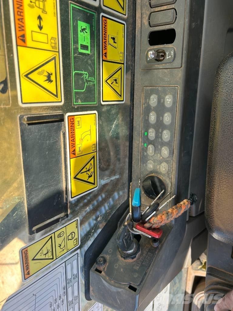 CAT 323 F L Верижен екскаватор