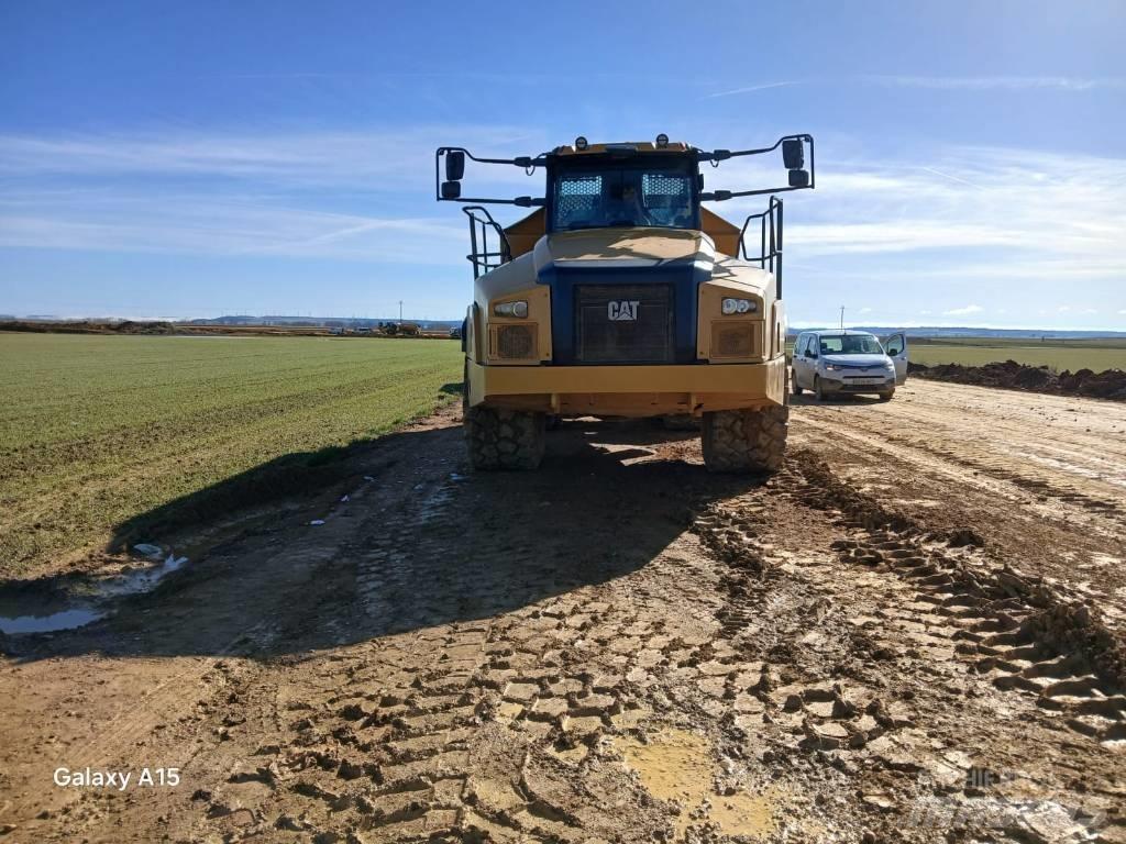 CAT 745 Дъмпери/моторни превозни средства