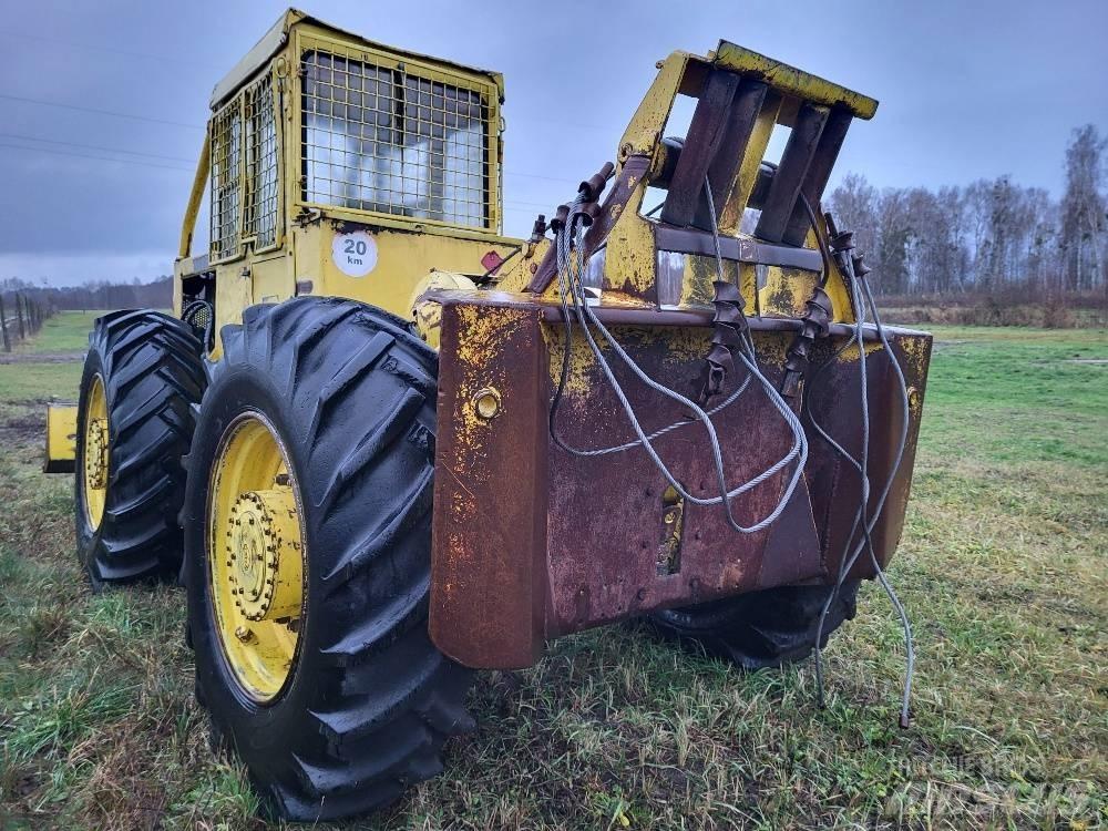 LKT 81 Скидери
