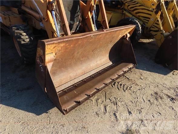 CASE 580SM Товарач със заден ексватор