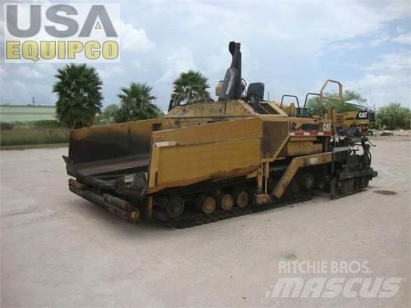 CAT AP-1050B Машини за асфалт