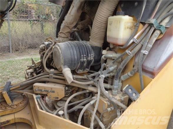 CAT CB-534DXW Еднобарабанни ролки
