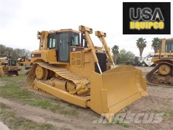 CAT D6R XW Верижни булдозери
