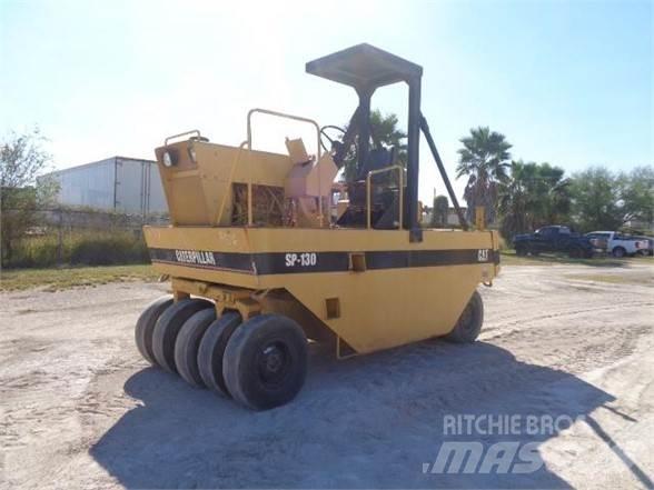 CAT PS-130 Пневматични гумени  ролки
