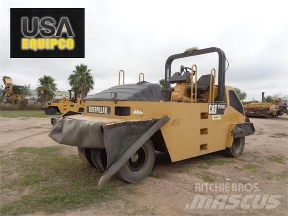 CAT PS-360C Пневматични гумени  ролки
