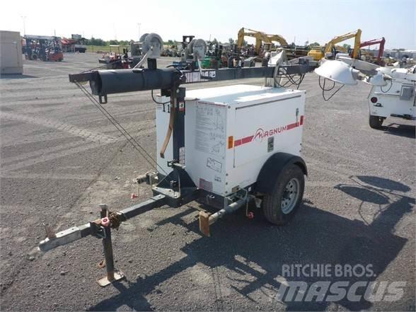Magnum MLT3060 Осветителни кули