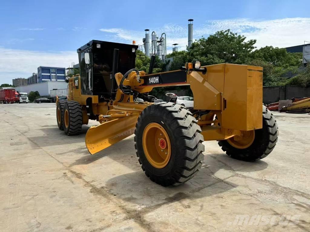 CAT 140H Грейдери