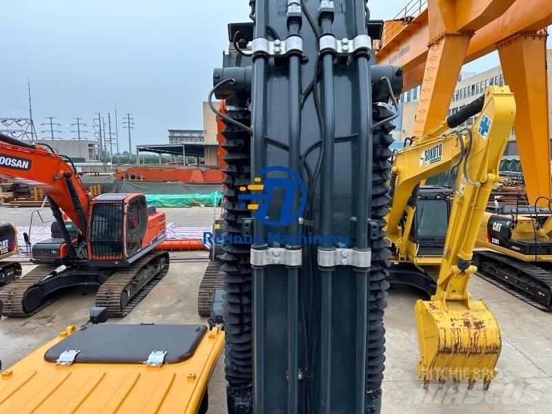 Hyundai R220LC-9S Верижен екскаватор