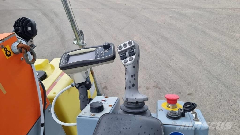  UNICUT 600 FLOOR SAW Триони за скали и бетон