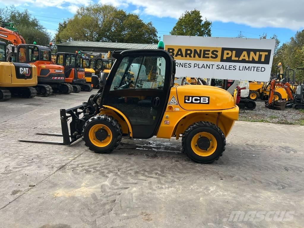 JCB 520-40 Телескопични товарачи