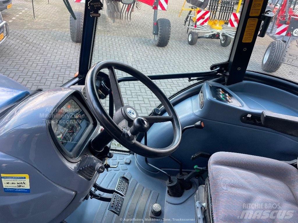 New Holland TD 95 D Трактори