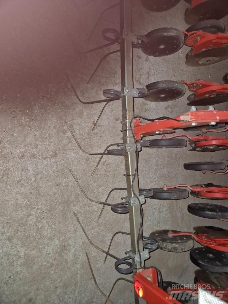 Kuhn HR4003D Комбинирани редосеялки