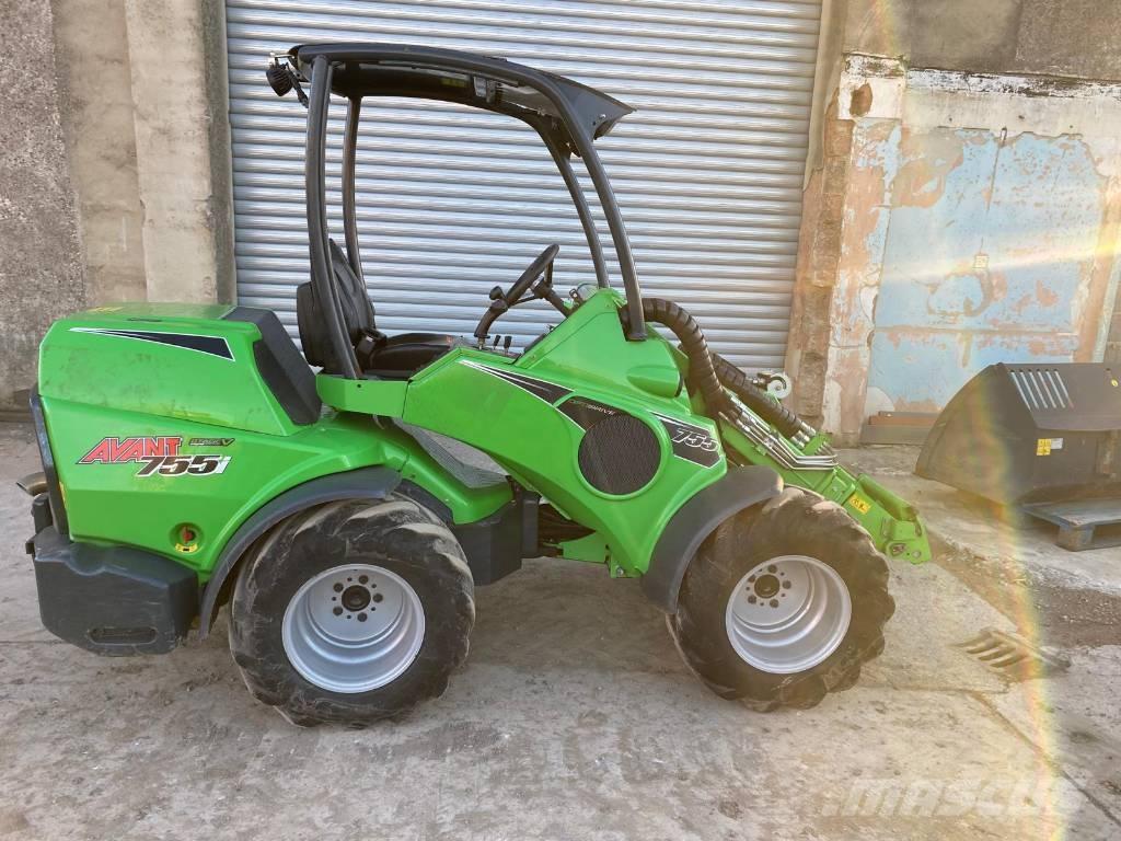 Avant 755 i Колесни товарачи