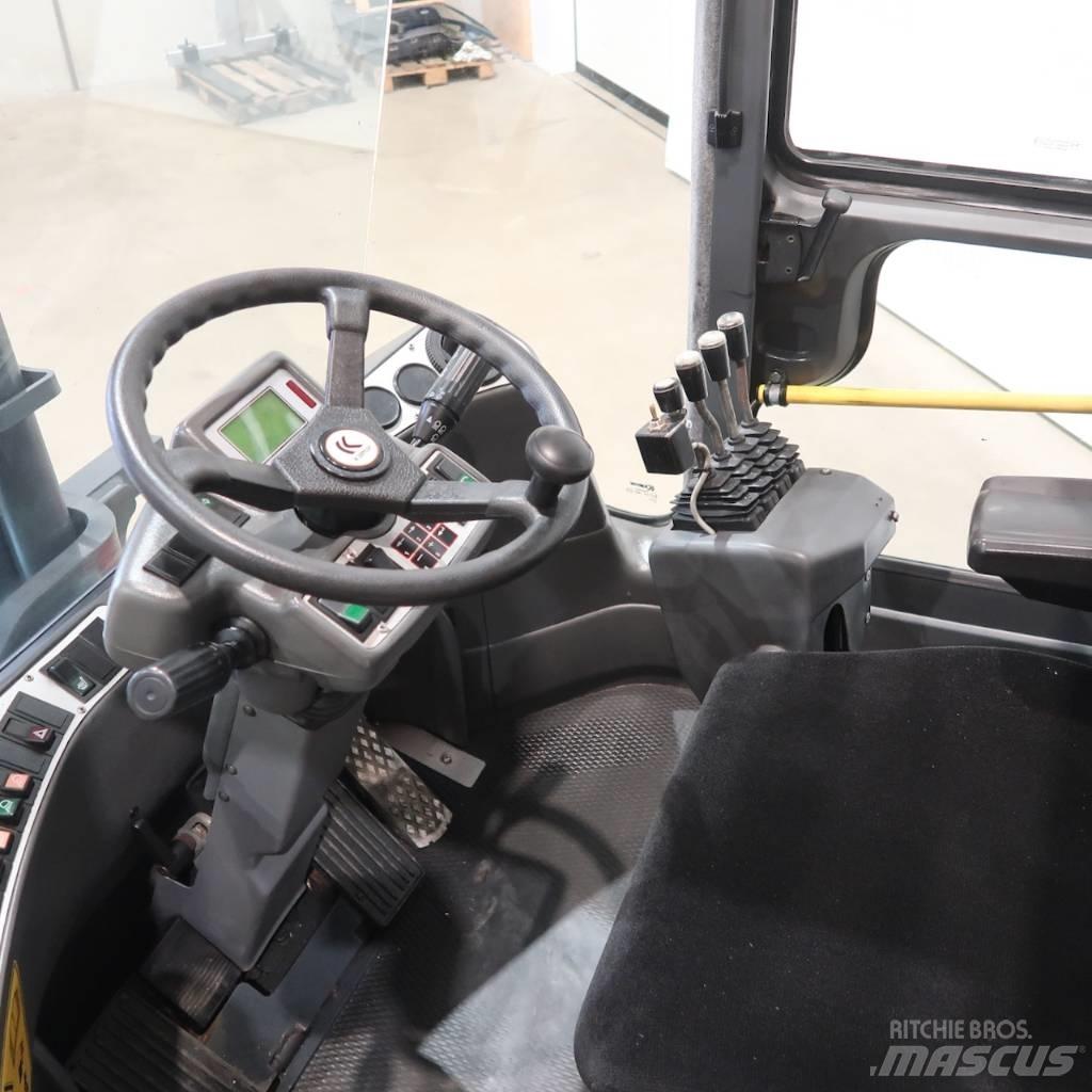 Kalmar DCE80-6 Дизелови камиони