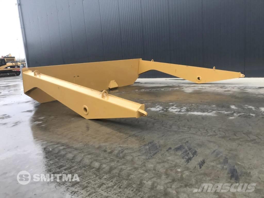 CAT 735- B1N Задни врати
