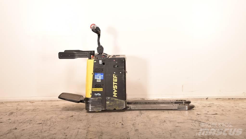 Hyster P 2.0 S Транспалетни колички с платформи