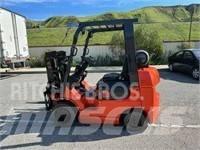 Toyota 7FGCU25 Вилични кари-повдигачи - други