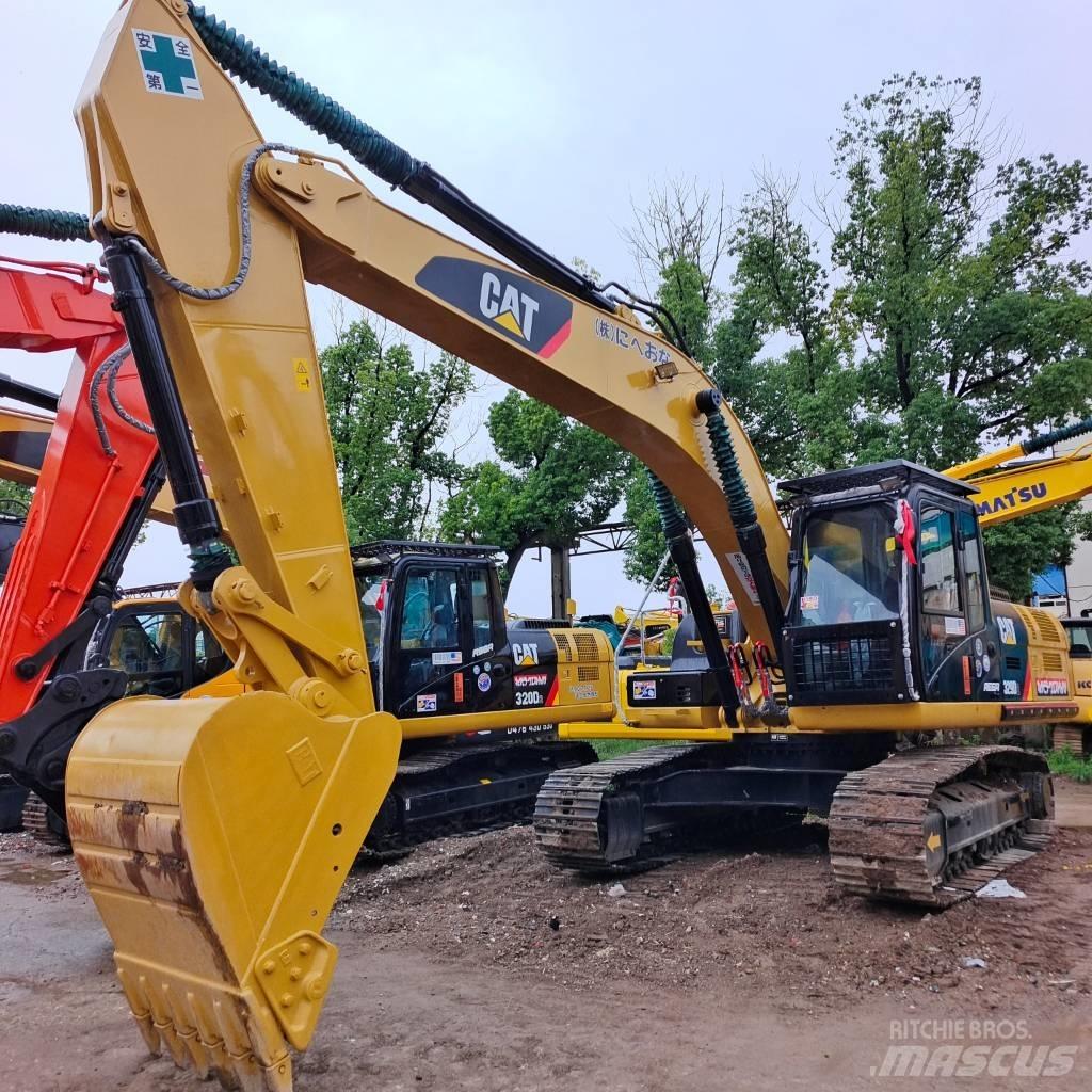 CAT 320 D Верижен екскаватор