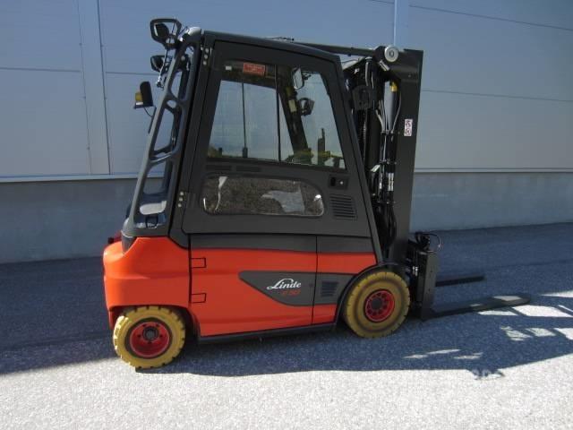 Linde E 30 Електрически вилични кари-повдигачи