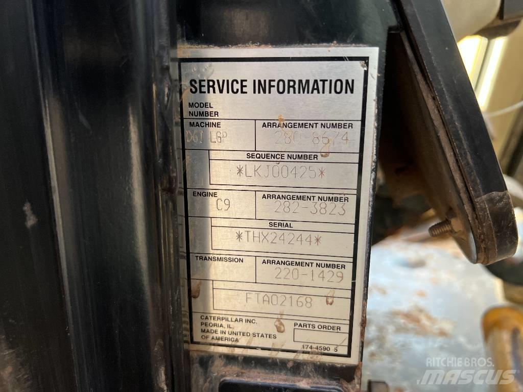 CAT D6T LGP Верижни булдозери
