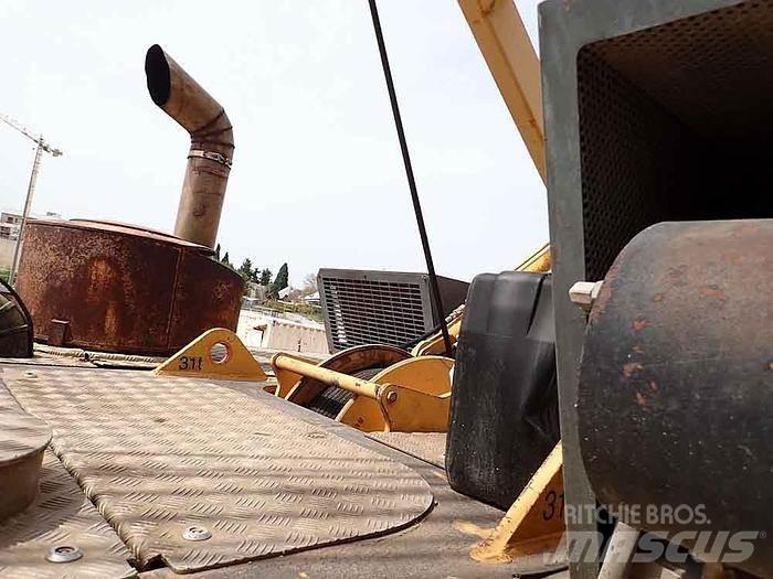 Liebherr HS855HD Други кранове/вишки