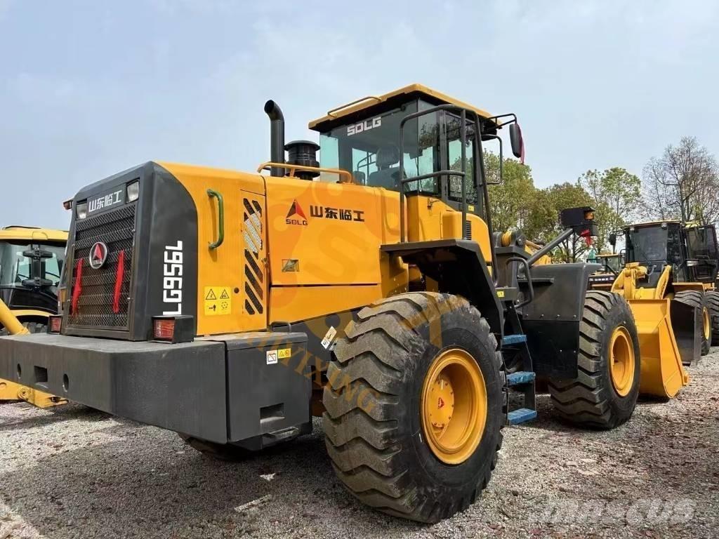 SDLG 956L Колесни товарачи
