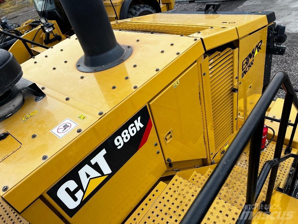 CAT 986 K Колесни товарачи