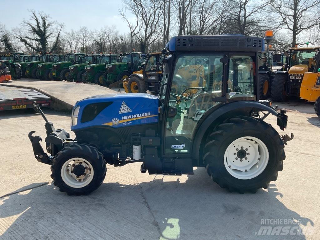 New Holland T 4.100 Трактори