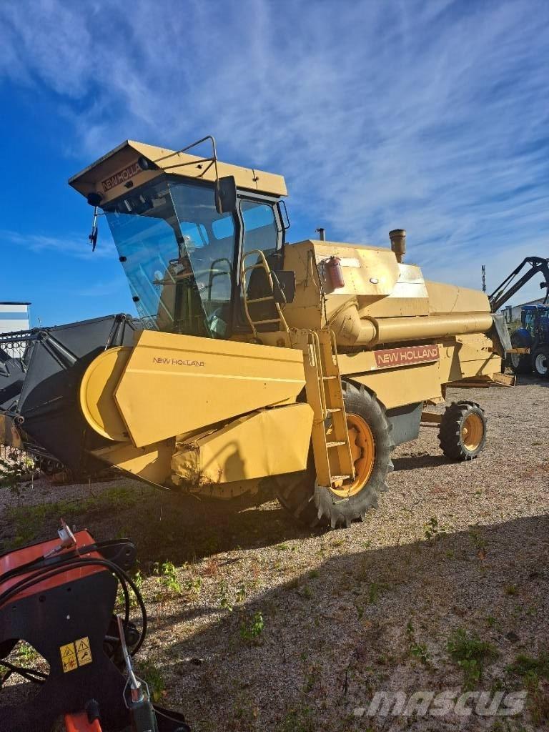 New Holland 8030 H Комбайни