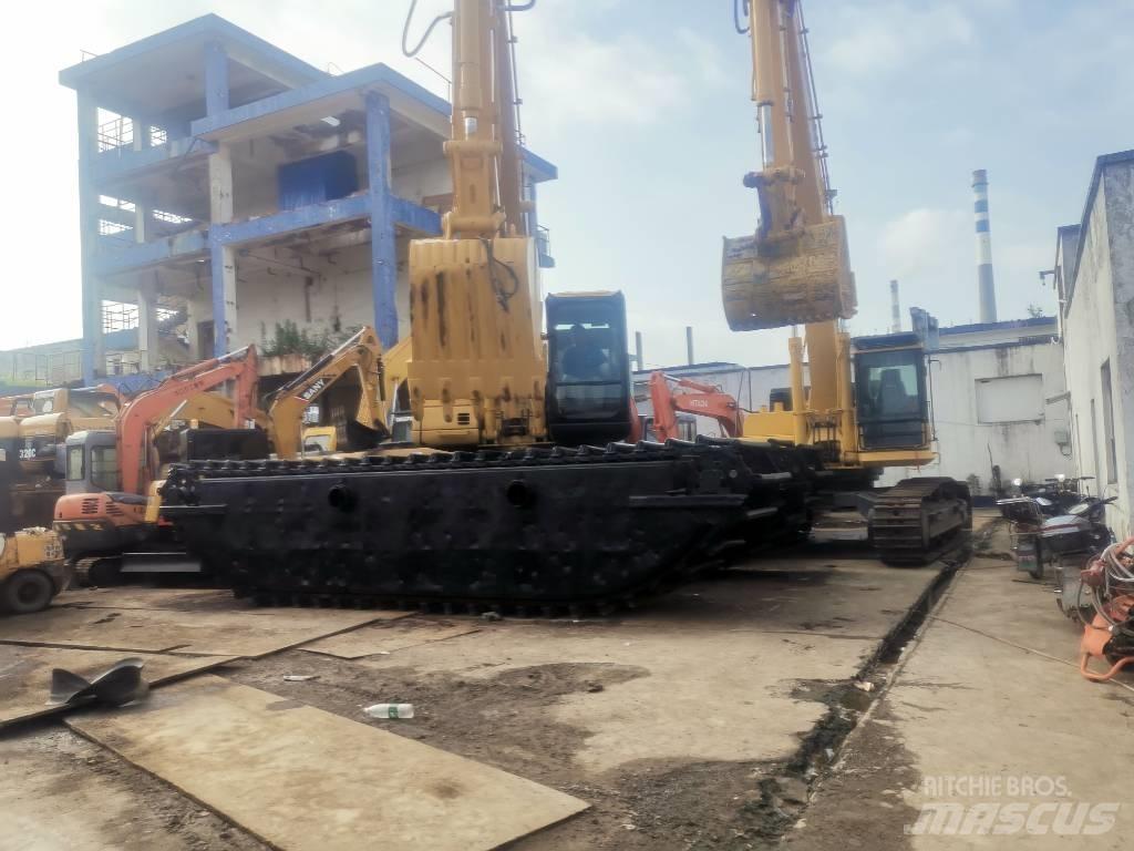 CAT 320 C Багери амфибии