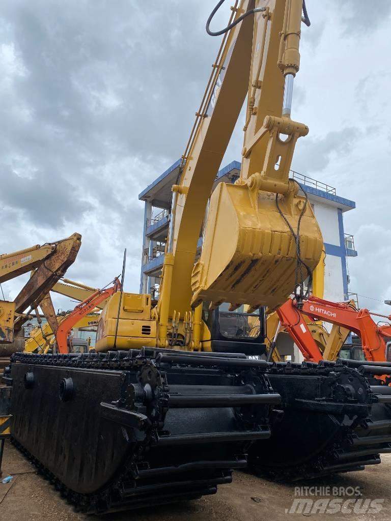 CAT 320 C Багери амфибии