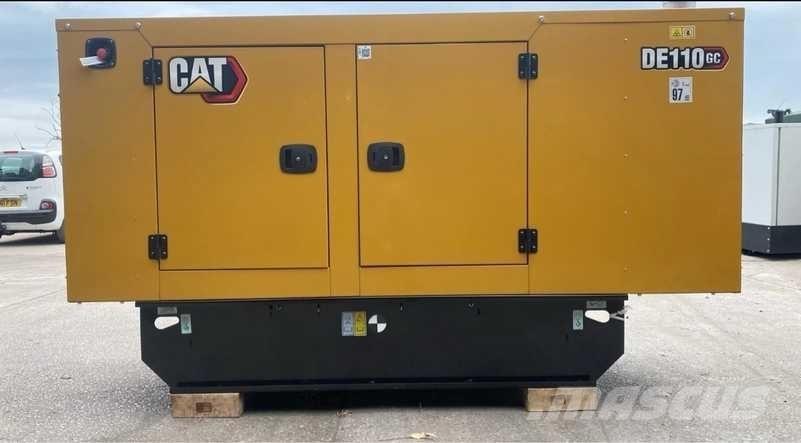 CAT DE110GC Дизелови генератори
