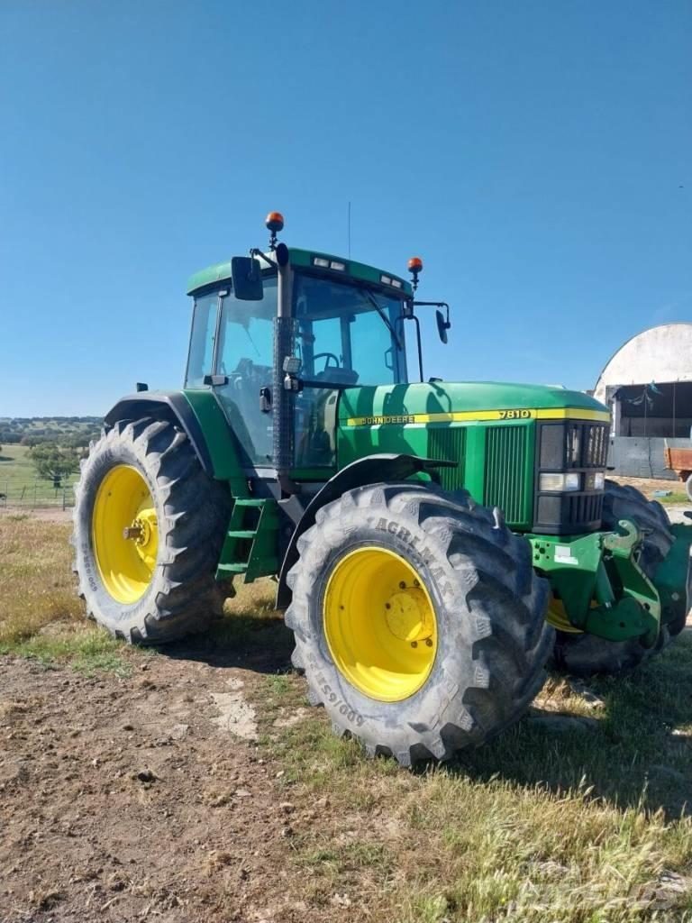 John Deere 7810 Трактори