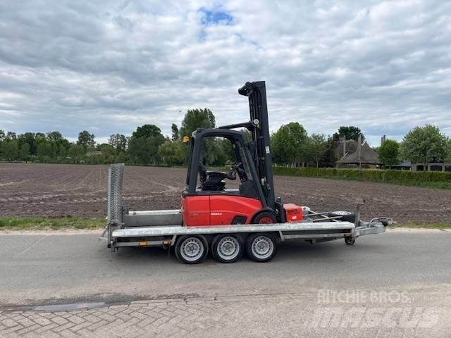 Linde E 15 Електрически вилични кари-повдигачи