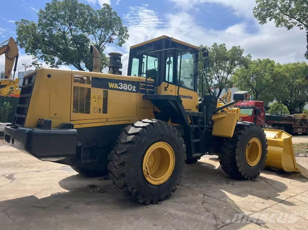 Komatsu WA 380-6 Колесни товарачи