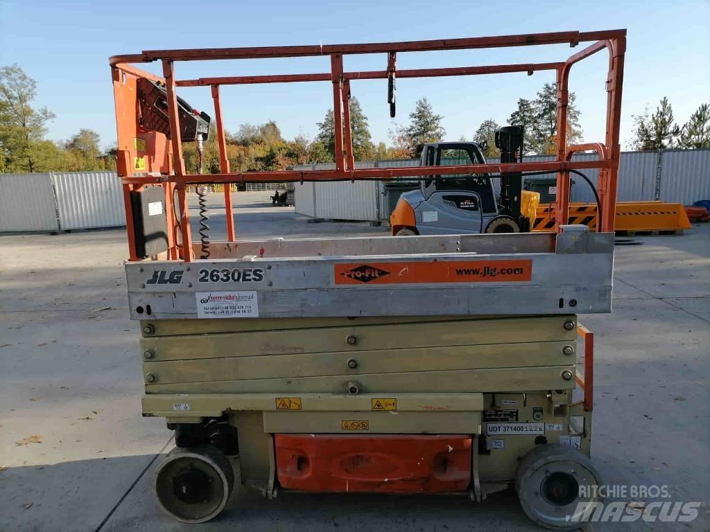 JLG 2630 ES Ножични работни платформи