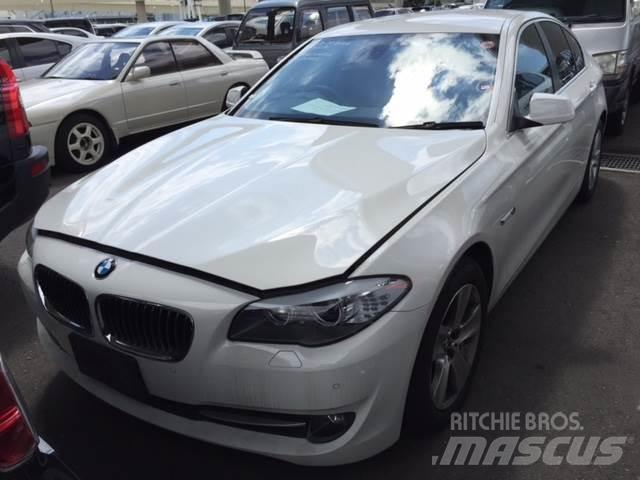 BMW 528i Коли