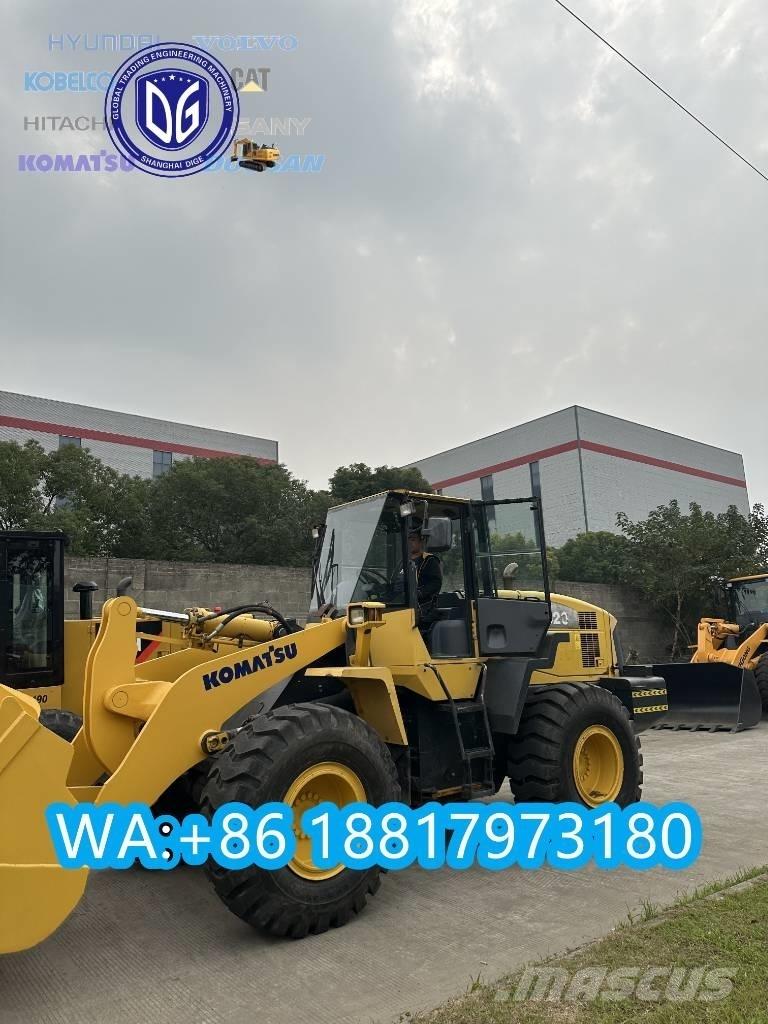 Komatsu WA 320-5 Колесни товарачи