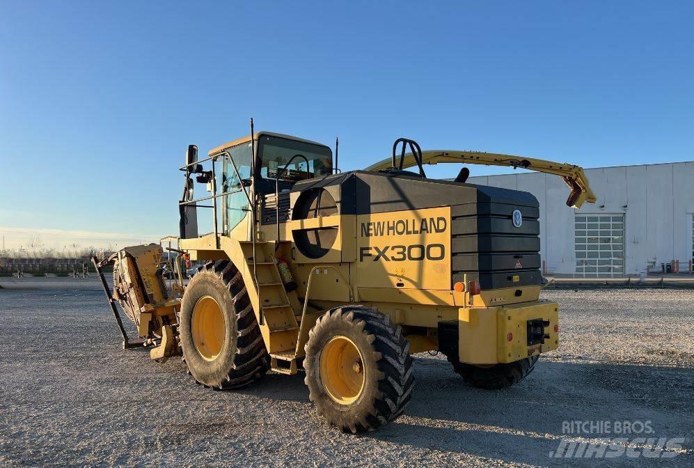 New Holland FX 300 Самоходни фуражири