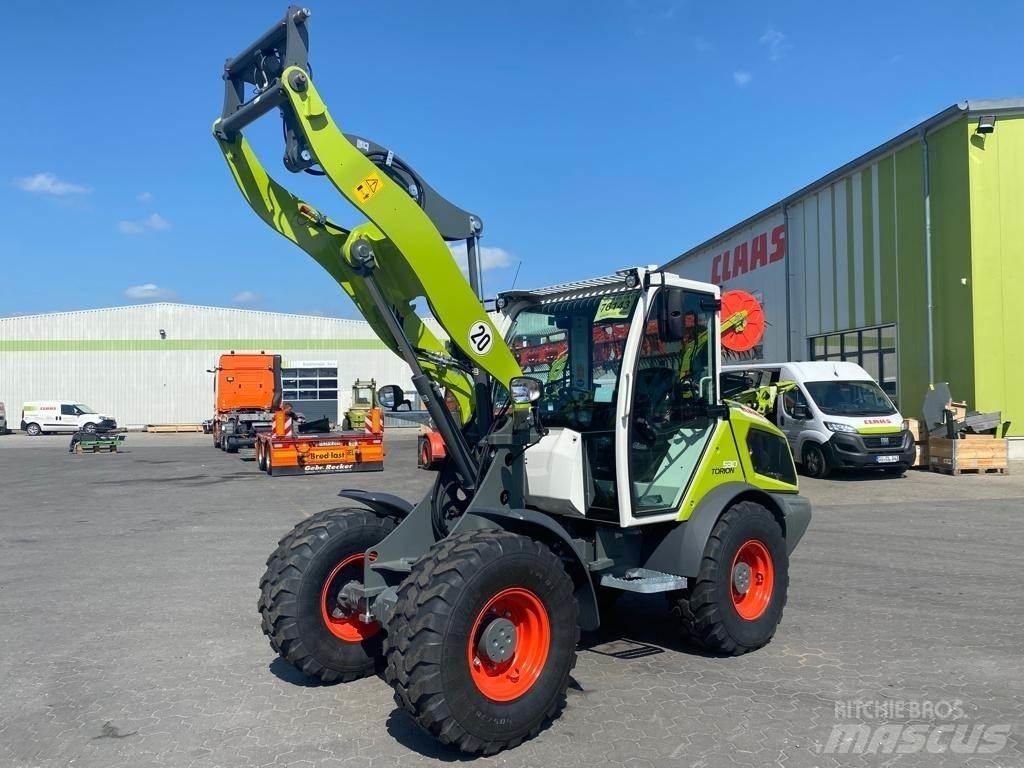 CLAAS Torion 530 Колесни товарачи
