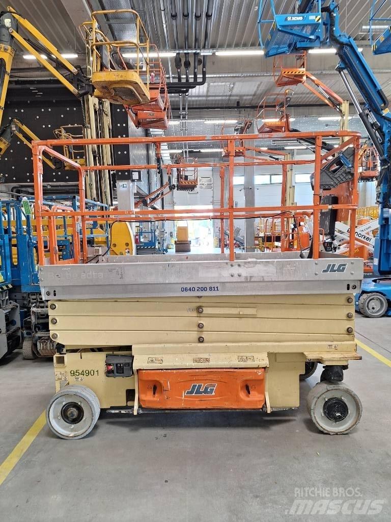 JLG 2646 ES Ножични работни платформи