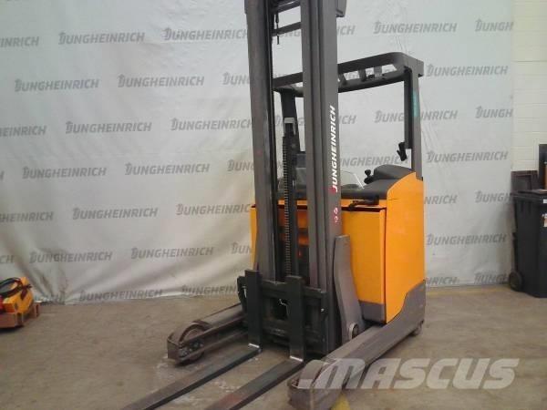Jungheinrich ETV 216 Ретрак/ Високоповдигач с изместване на вилката напред