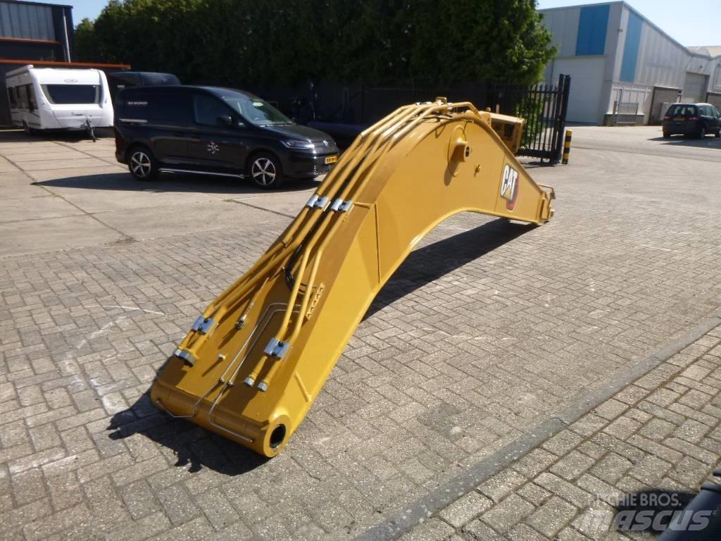 CAT 320 GX / 320 GC Товарачи със заден ескаватор
