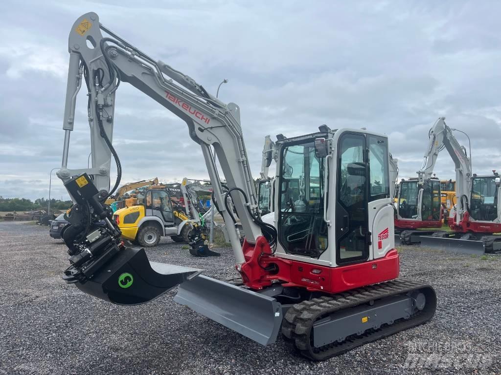 Takeuchi TB350R Мини екскаватори < 7 т