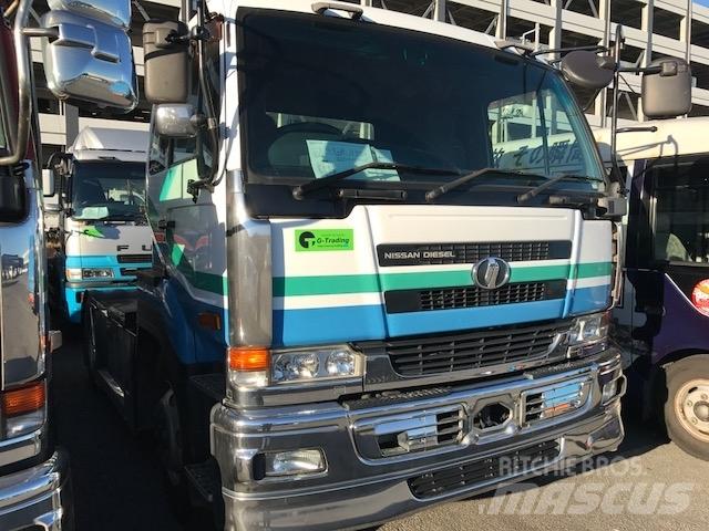 UD KL-CK482BAT Влекачи