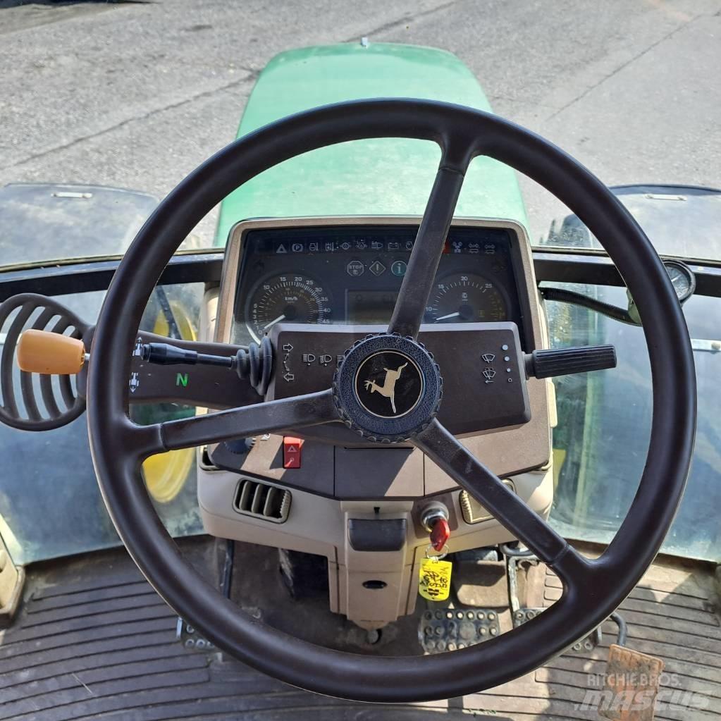 John Deere 6910 Трактори