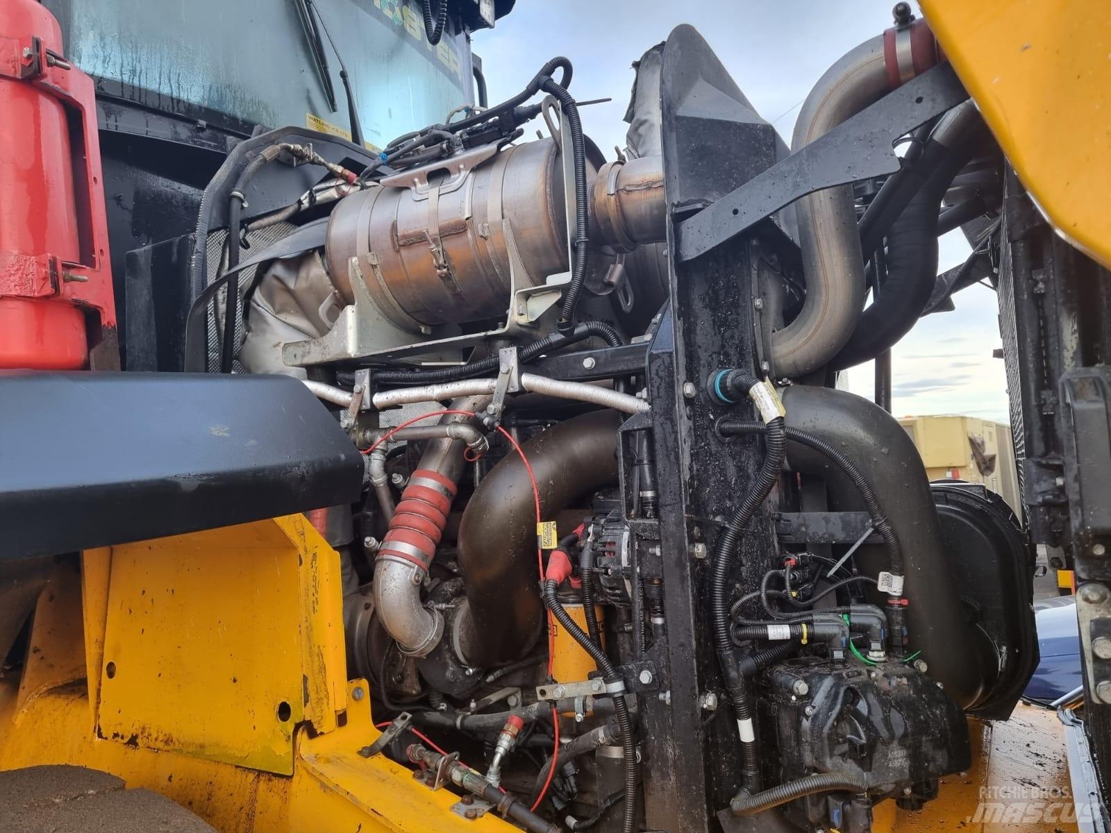 JCB 437 Hi-Tip Колесни товарачи