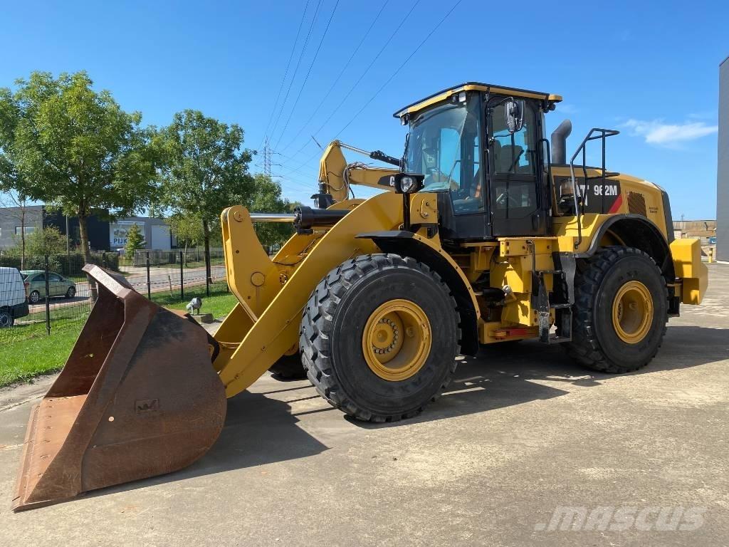 CAT 962 M Колесни товарачи