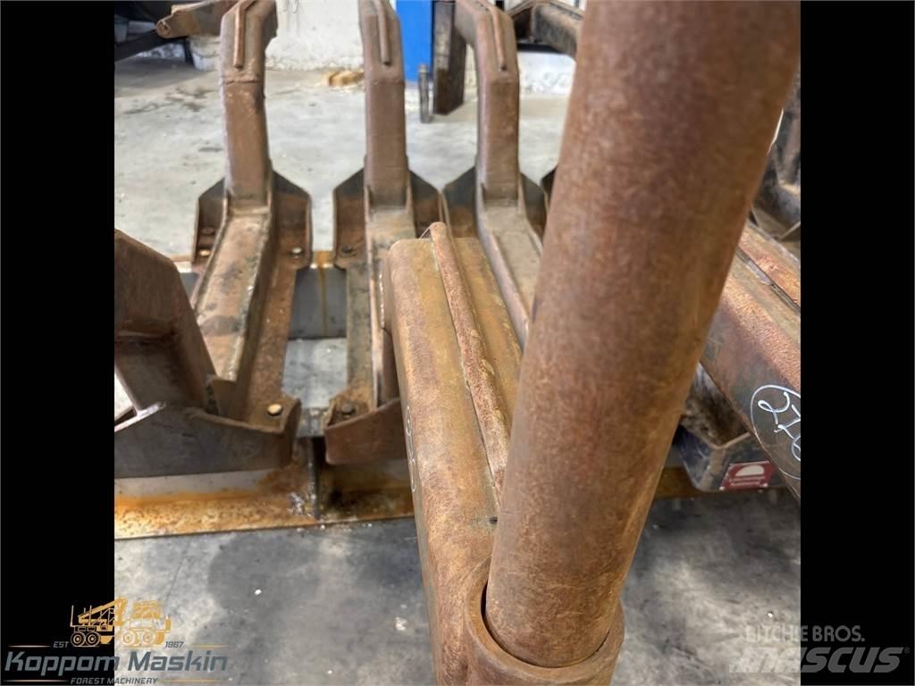 Gremo 704 Други компоненти