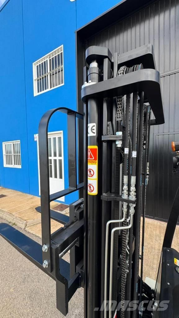  UNIMAQ ESD18M Вилични кари-повдигачи - други